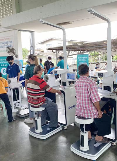 Blood pressure health kiosk